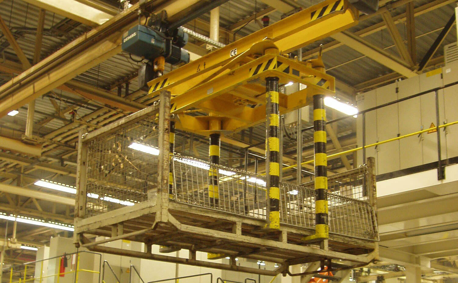 Transportadores Aéreos e Gruas Ligeiras